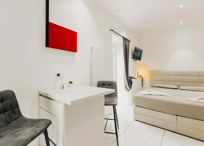 Sofia 1-by Easylife Swiss * לוגאנו